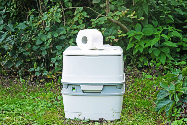 Portable Toilet Options We Offer in Reminderville, OH